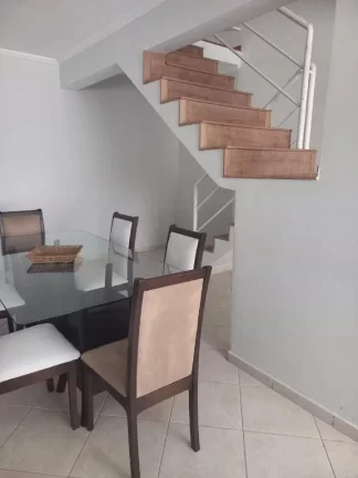 Imagem Sobrado com 3 dormitórios à venda, 260 m² por R$ 750.000,00 - Vila Figueira - Suzano/SP