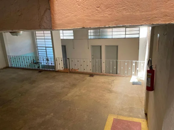 Imagem Casa comercial na rua Santa Clara - Centro - Bragança Paulista
