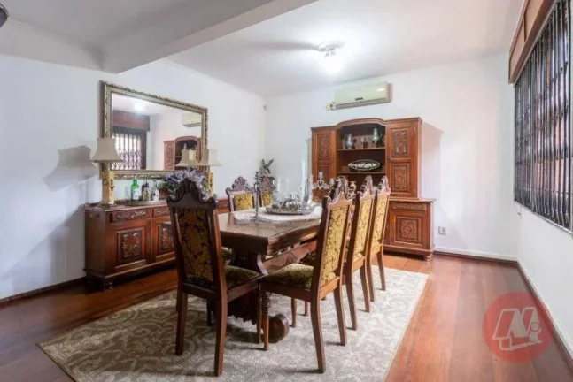 Imagem Casa com 3 dormitórios, 299 m² - venda por R$ 2.385.000,00 ou aluguel por R$ 23.499,00/mês - Boa Vista - Porto Alegre/RS