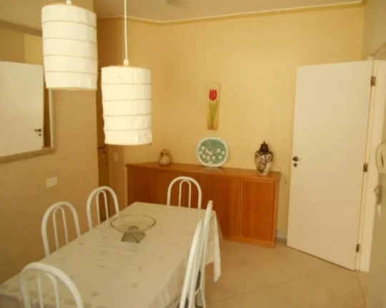 Imagem Apartamento à venda no Guarujá na Praia das Pitangueiras.