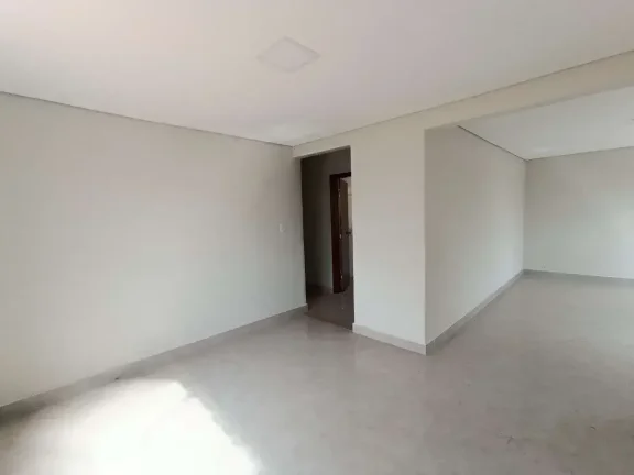Imagem Apartamento de 3 Quartos com Suíte e DCE para Locação.