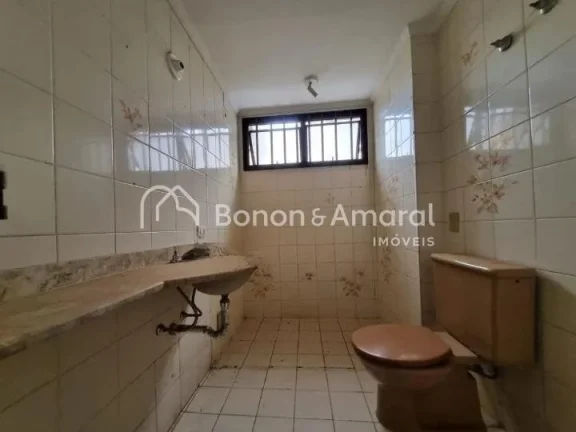 Imagem Amplo apartamento com 172m² em localização privilegiada no coração do Cambuí, a poucos metros ...