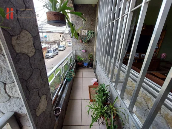Imagem EXCELENTE CASA TRIPLEX COM MAIS DE 150M² E TERRAÇO AMPLO