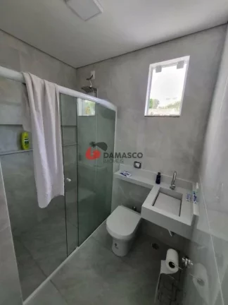 Imagem Sobrado à venda 3 Quartos, 3 Suites, 4 Vagas, Campestre, Santo André - SP
