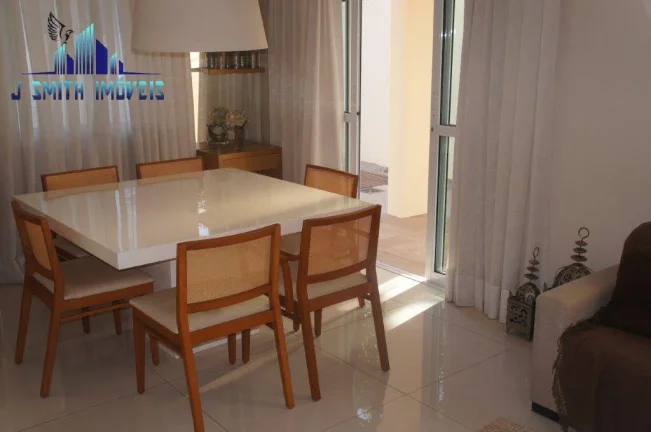 Imagem CASA DECORADA, PRONTA PRA MORAR - CONDOMÍNIO NO JARDIM DA GLÓRIA - KM 24.