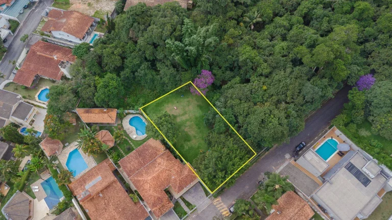 Imagem Terreno à venda em Carapicuíba divisa da Granja Viana