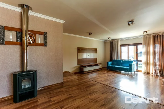 Imagem Residência térrea - Estilo Clássico - (400m2 de construção aproximadamente) - com piscina - 750m2 de terreno - Bairro Bom Jesus