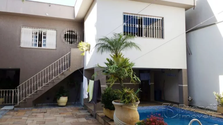 Casa alto Padrão 3 dormitórios c/ 2 suítes - Vila Zelina