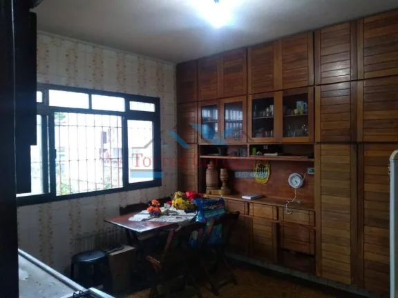 Imagem Sobrado com 3 dorm. (1 suíte) + 2 vagas - Vila Tiradentes