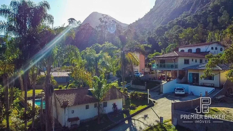 Imagem Casa à venda, 90 m² por R$ 570.000,00 - Posse - Teresópolis/RJ