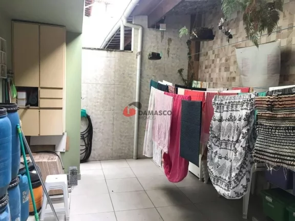 Imagem Sobrado à venda 2 Quartos, 1 Suite, 2 Vagas, 140M², Santa Maria, São Caetano do Sul - SP
