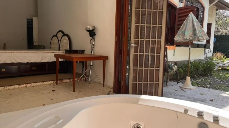 Imagem Casa Alto de Pinheiros - 400M², 4 Dorms, 2 Suítes, 6 Vagas, Alto Padrão.