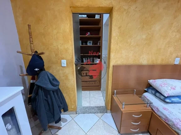 Imagem Sobrado estudo permuta sobrado , 2 Dorms c suite , varanda , quintal c churrasq , Edicula 1 dorms , 2 vagas , bairro Parque Novo Oratório, Santo André