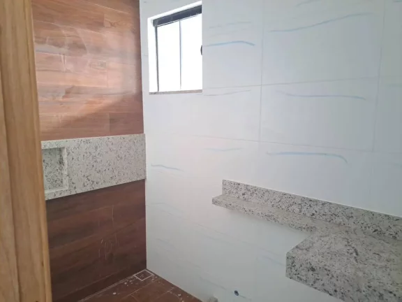 Imagem 1º Locação, casa 3 quartos sendo 1 suíte, área gourmet com lavabo, Barroco.