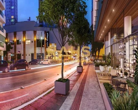 Imagem Ótimo apartamento em Balneário Camboriú! Edifício da construtora Silva Packer. Apartamento com 4...