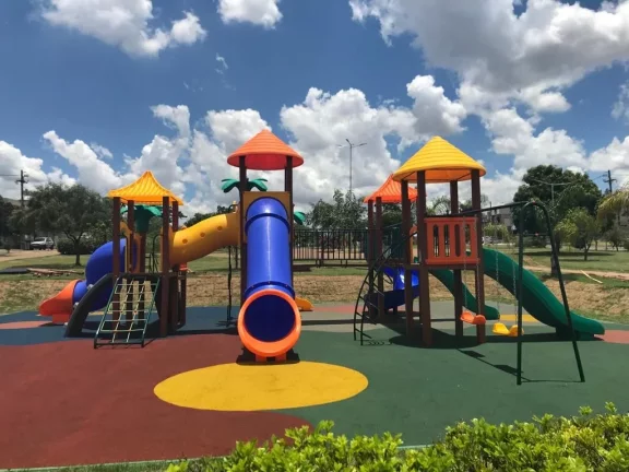 Imagem TERRENO JÁ COM TERRAPLANAGEM FEITA - PROJETO APROVADO CASA TÉRREA - RESIDENCIAL REAL PARK - SUMARÉ