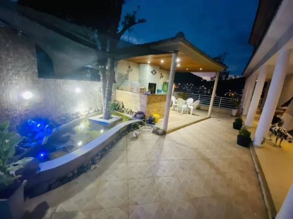 Imagem VENDO CASA AMPLA VILA VALQUREIRE, JACAREPAGUÁ COM 250 m²