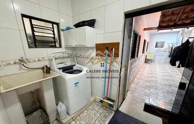 Imagem Sobrado com 2 dormitórios à venda, 212 m² por R$ 295.000,00 - Residencial São Conrado - Tatuí/SP