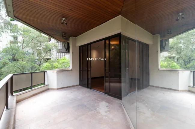 Imagem Apartamento com 3 suítes no Itaim Bibi