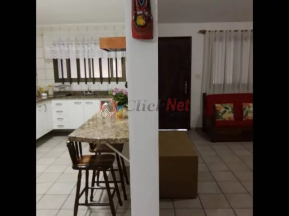Imagem Linda casa térrea à venda com localização privilegiada no bairro Baeta Neves, São Bernardo do Campo com 2 dormitórios, 3 WC, 3 vagas, 176m².