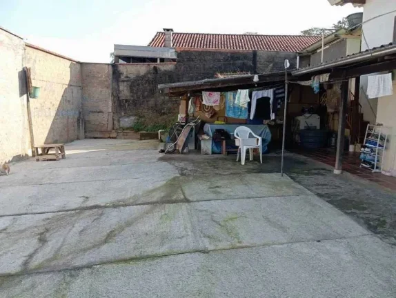 Imagem Casa mista com 4 dormitórios, em ótima localização no Bairro Agrícola em Blumenal/SC