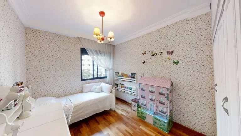 Imagem Apartamento a  venda na Vila Madalena com 03 quartos (1 suíte) e 2 vagas, 96m2.