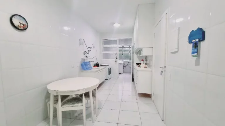 Imagem Apartamento com 3 dormitórios à venda, 200 m² - Pitangueiras - Guarujá/SP