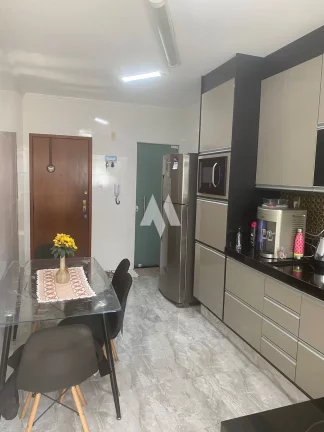 Imagem Apartamento Embaré - Com 2 quartos (01 suíte) e dependência completa - Próximo ao Canal 5 -