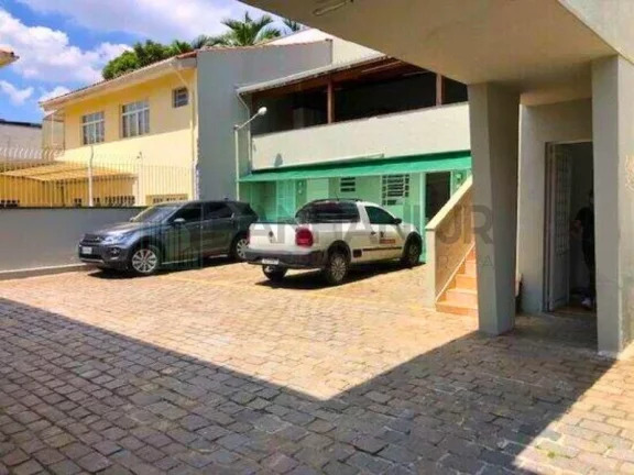 Imagem Casa Comercial de Alto Padrão no Jardim Paulista, São Paulo-SP: 6 Salas, 4 Banheiros, 8 Vagas, 375m² de Área