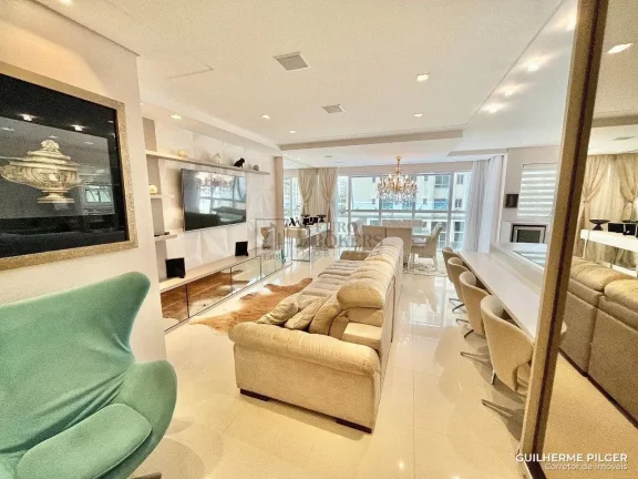 Imagem Apartamento com 3 suítes à venda no Centro de Balneário Camboriú/SC