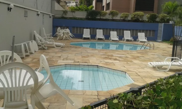 Imagem Apartamento para locação na Vila Nova Conceição, SP: 3 quartos, 1 suíte, 2 banheiros, 2 vagas, 115m²!