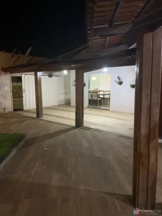 Imagem Casa à venda no Centro de Guimarânia-MG – 2 quartos, suíte e 176m²