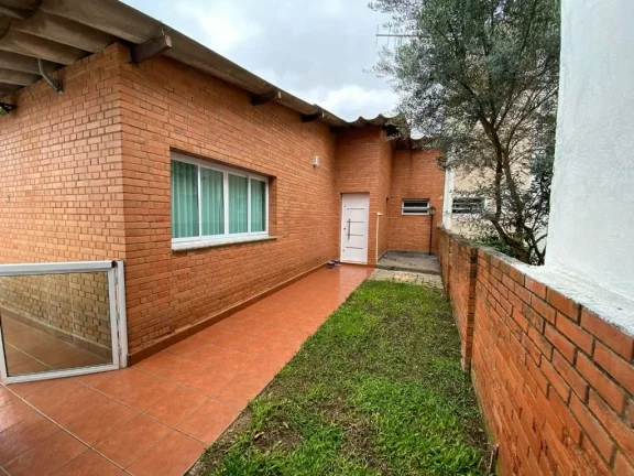 Casa com 2 dormitórios à venda, 91 m² por R$ 690.000,00 - Vila Tanquinho - Ferraz de Vasconcelos/SP