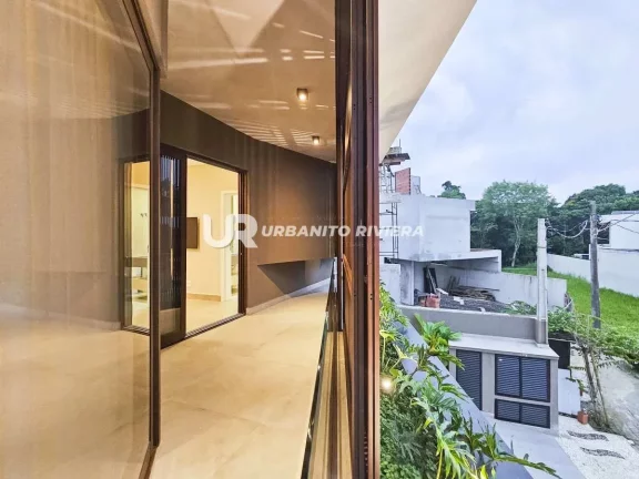 Casa à venda, com 6 quartos, 550m2