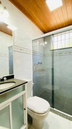Imagem Casa com 3 quartos sendo 1 suíte no térreo à venda, 120 m² por R$ 670.000 - Granja Guarani - Teresópolis/Rio de Janeiro