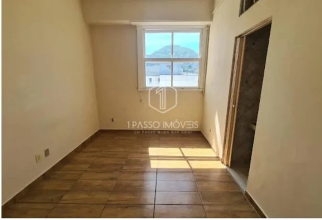 Imagem Apartamento rua do Catete Glória andar alto sol da manhã vista livre