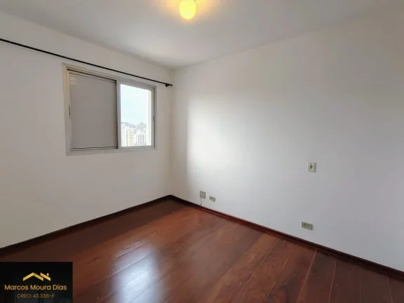 Imagem Apartamento Pinheiros, 2 dormitórios( 1 suíte) e 2 vagas, perto Metrô Fradique e com excelente valor de Condomínio. Edifício com Portaria 24 hs, Gerador e Lazer