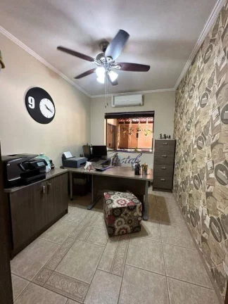 Imagem Casa com 3 dormitórios à venda, 400 m² por R$ 1.800.000 - Portal do Limoeiro - Pedreira/SP