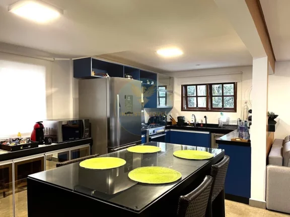 Imagem Casa em Condomínio a Venda no bairro Granja Viana - Cotia, SP