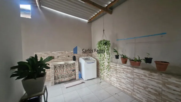 Imagem Casa para Venda em Cidade Ocidental, Centro, 2 dormitórios, 1 suíte, 2 banheiros, 2 vagas