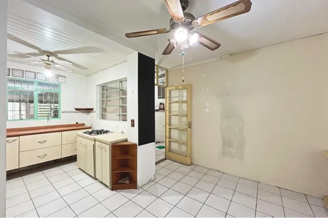 Foto do imóvel Apartamento com 3 Quartos à Venda, 100 m² em Cristal - Porto Alegre