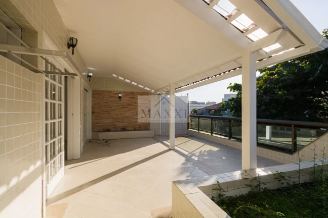 Imagem Condomínio Edifício Santa Cecília - Apartamento Cobertura Duplex em Recreio dos Bandeirantes, Rio de Janeiro/RJ