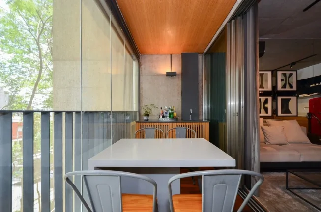 Imagem Studio Vila Mariana - 44M², 1 Dorm, 1 Vaga Demarcada, Varanda, Armários, Piscina, Churrascaria, Academia, Lavanderia Coletiva.