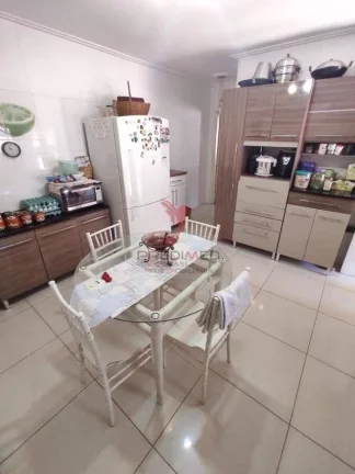 Imagem Vendo Casa com Edícula e 4 Vagas de Garagem,no Bairro Perdizes Piracicaba