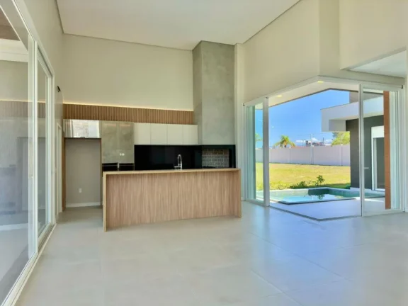 Imagem Casa 4 Dormitórios - Bairro Capão Novo