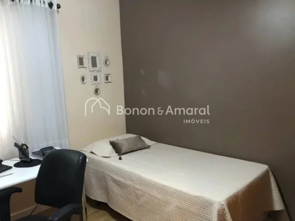 Imagem Casa à venda no Parque Alto Taquaral em Campinas SP.

São duas casas independentes, sendo uma tér...