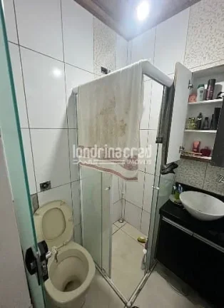 Imagem Ampla Casa à Venda em Londrina – 5 Quartos, Churrasqueira e 3 Vagas