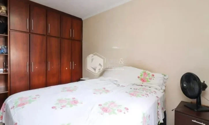 Imagem SOBRADO À VENDA, COM 3 DORMS SENDO UMA SUÍTE, ARMARIO NA COZINHA E QUARTOS, 2 VAGAS - VILA SANTA MARIA