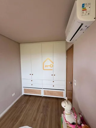 Imagem Casa 3 pavimentos, 3 dormitórios (1 suíte),2 vagas, Jd das Indústrias, SJC