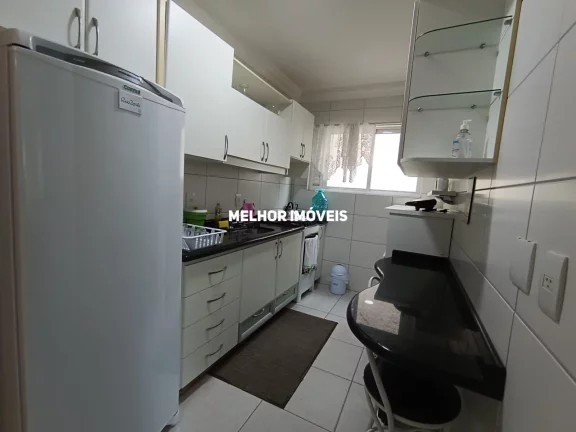 Imagem Locação Anual com 2 dormitórios, mobiliado 1 vaga de garagem privativa localizado no centro de Balneário Camboriú - SC